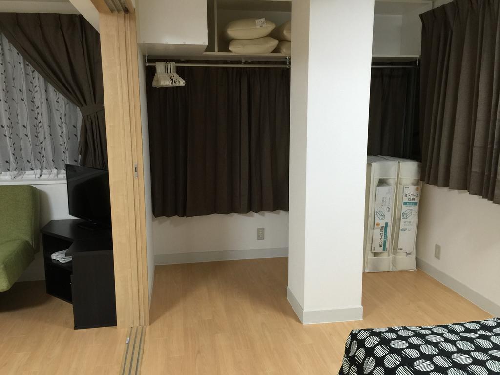 Issyuku Hostel Tokio Buitenkant foto